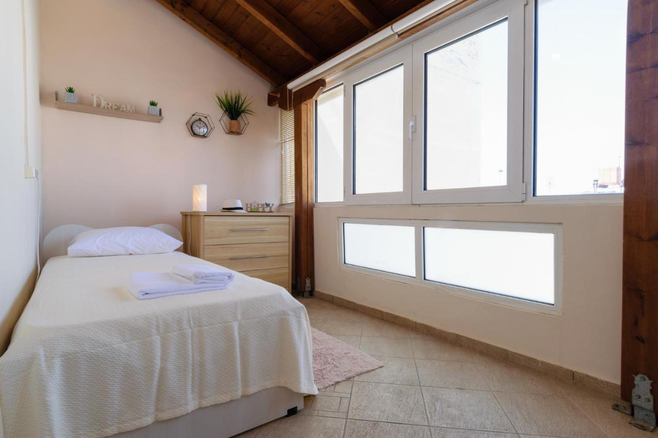 Central Penthouse In Quiet Neighborhood Near Sandy Beach Ханья Экстерьер фото