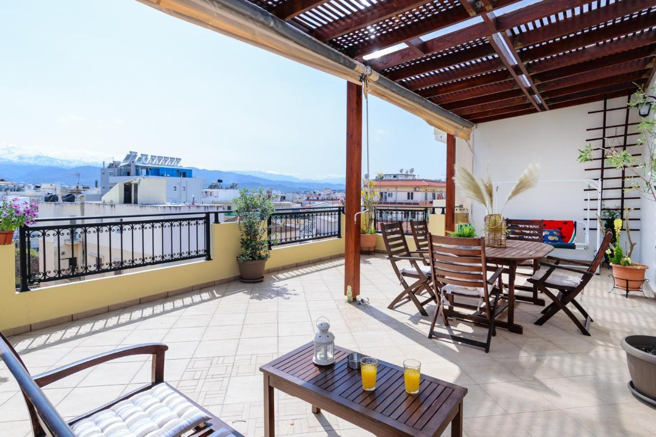 Central Penthouse In Quiet Neighborhood Near Sandy Beach Ханья Экстерьер фото
